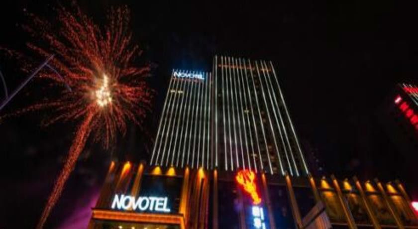 Novotel Daqing Haofang Buitenkant foto