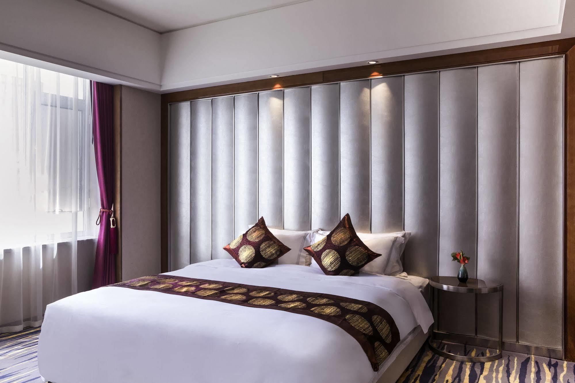 Novotel Daqing Haofang Buitenkant foto