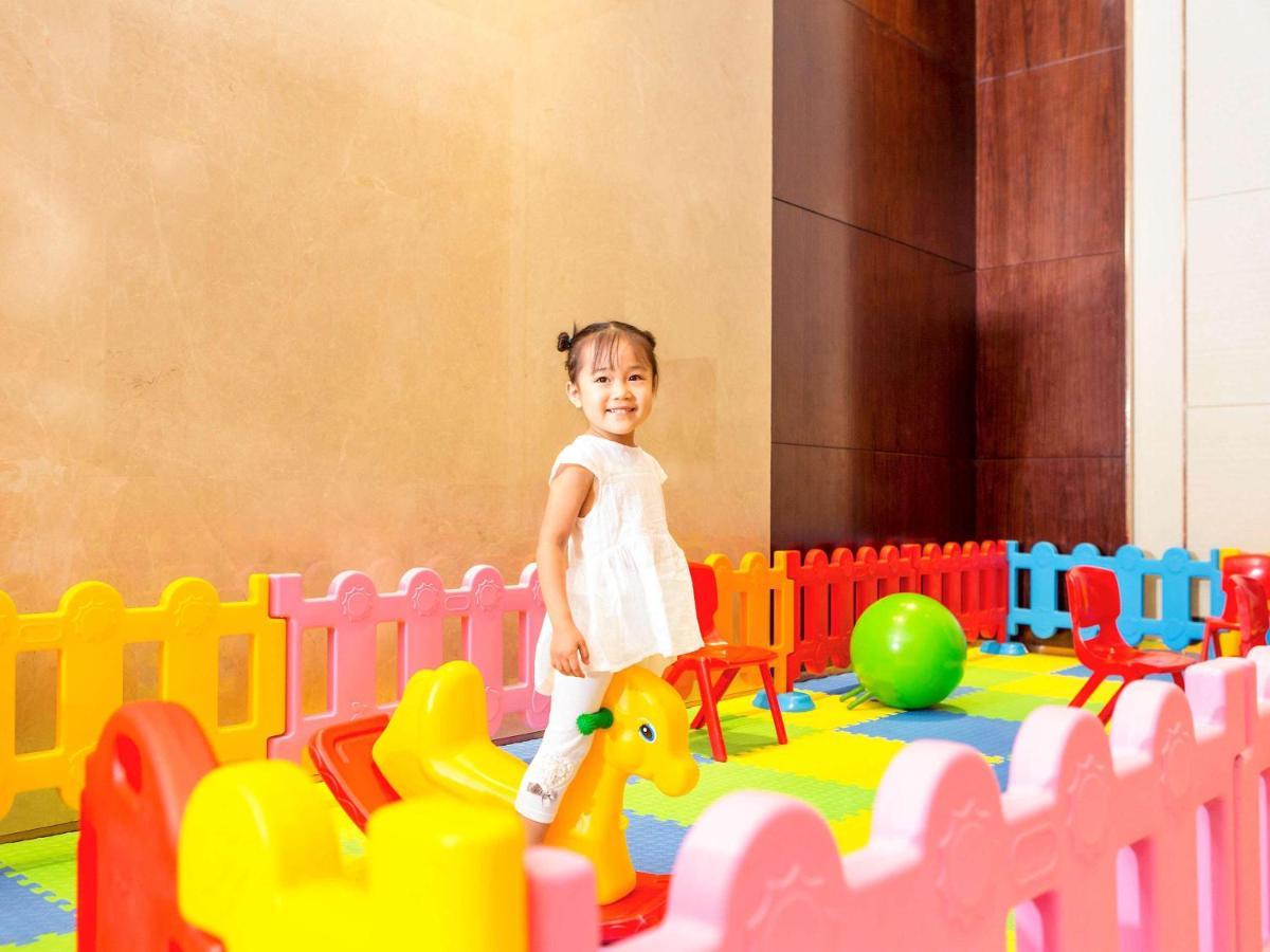 Novotel Daqing Haofang Buitenkant foto
